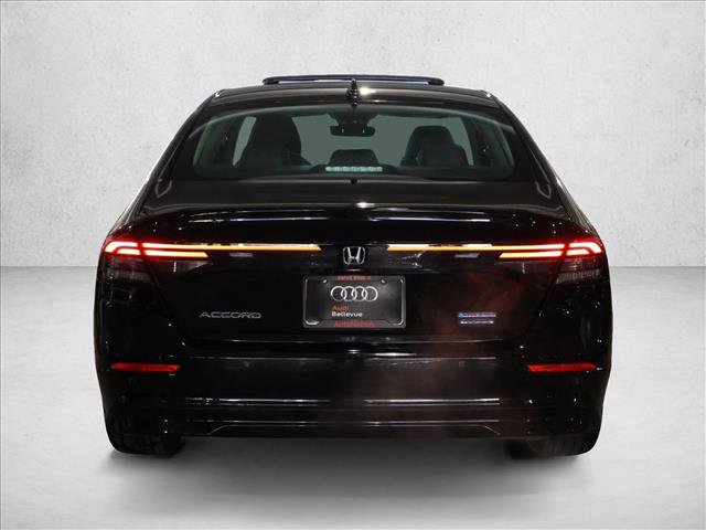 Used 2023 Honda Accord Touring image 7