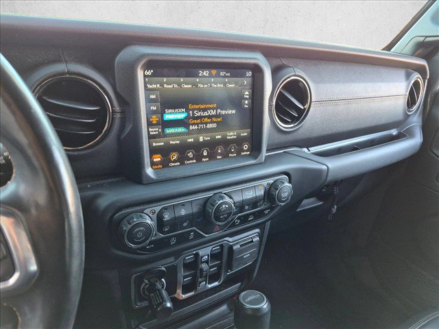 Used 2022 Jeep Gladiator Overland AWD/4WD image 12