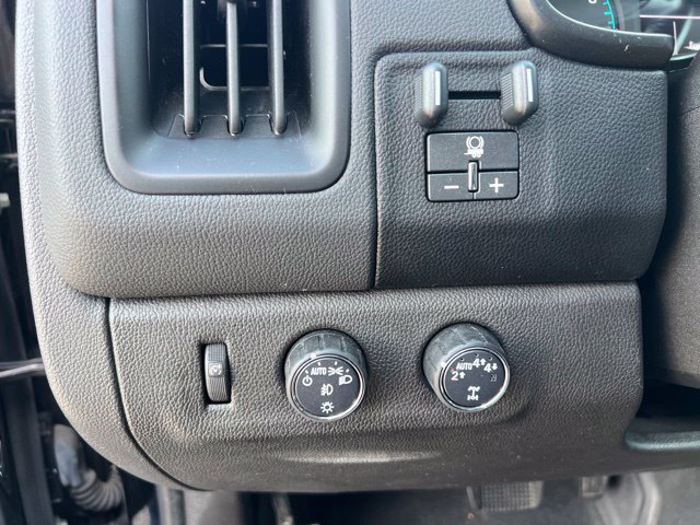 Used 2022 Chevrolet Colorado LT w/ Luxury Package AWD/4WD image 18