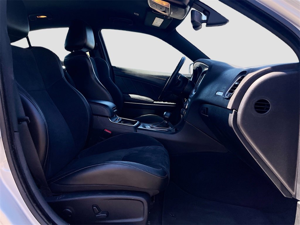 Used 2023 Dodge Charger R/T w/ Plus Group image 27