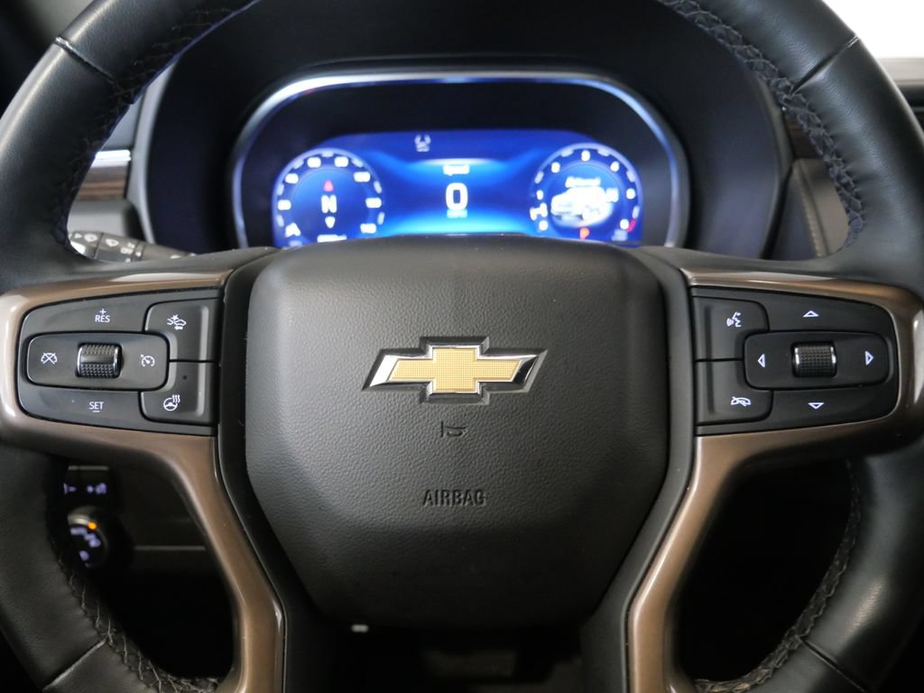 Used 2023 Chevrolet Tahoe High Country AWD/4WD image 17