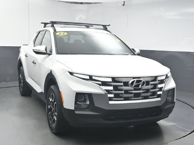 Used 2023 Hyundai Santa Cruz SEL w/ Activity Package AWD/4WD image 2