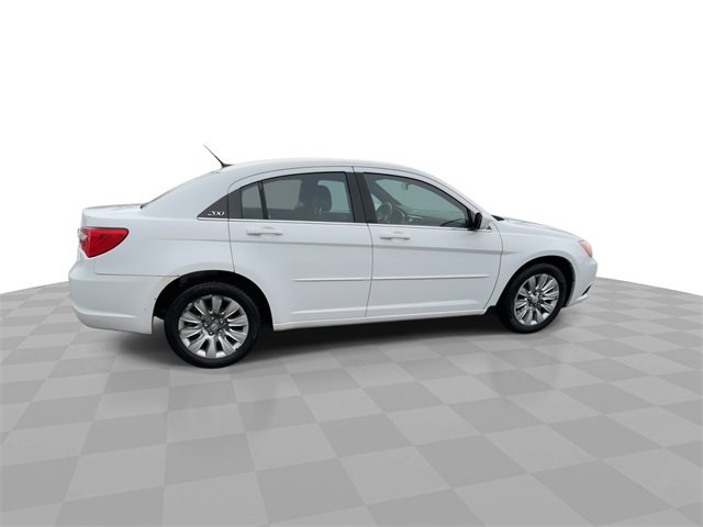 Used 2012 Chrysler 200 LX image 9