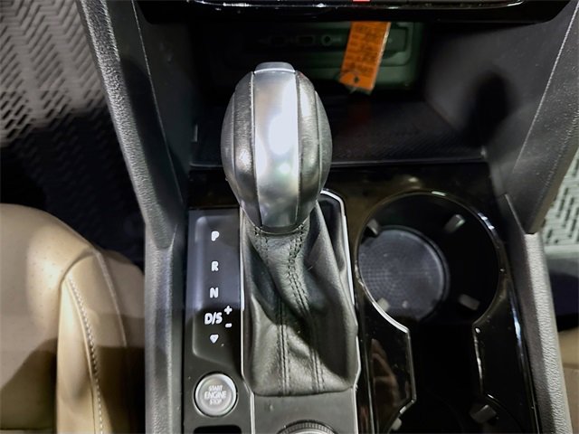 Used 2020 Volkswagen Atlas Cross Sport SEL image 23