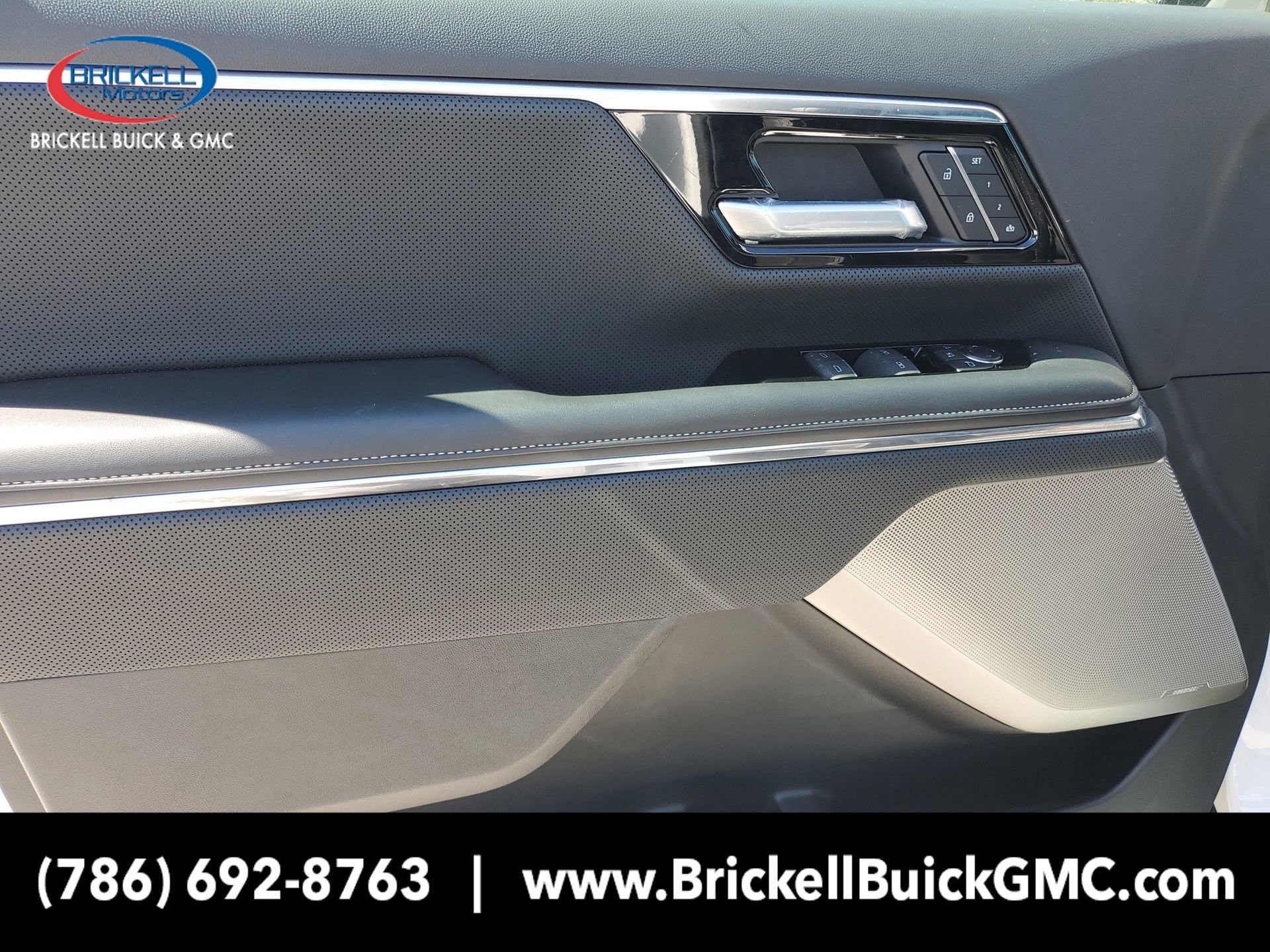 New 2025 GMC Sierra EV Denali AWD/4WD image 16
