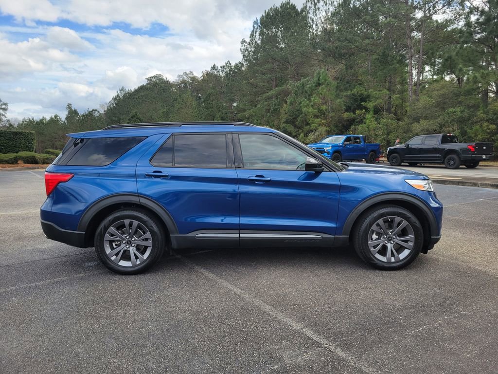 Certified 2023 Ford Explorer XLT w/ Equipment Group 202A image 6