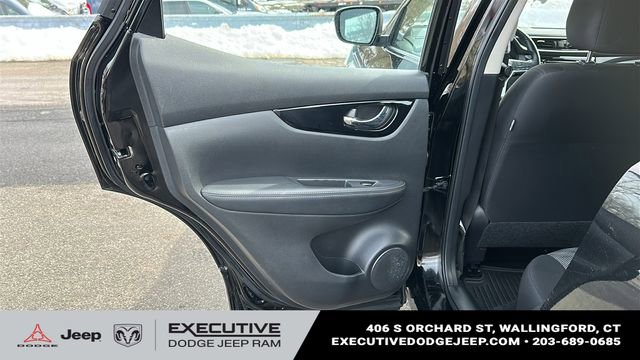 Used 2022 Nissan Rogue Sport SV AWD/4WD image 20