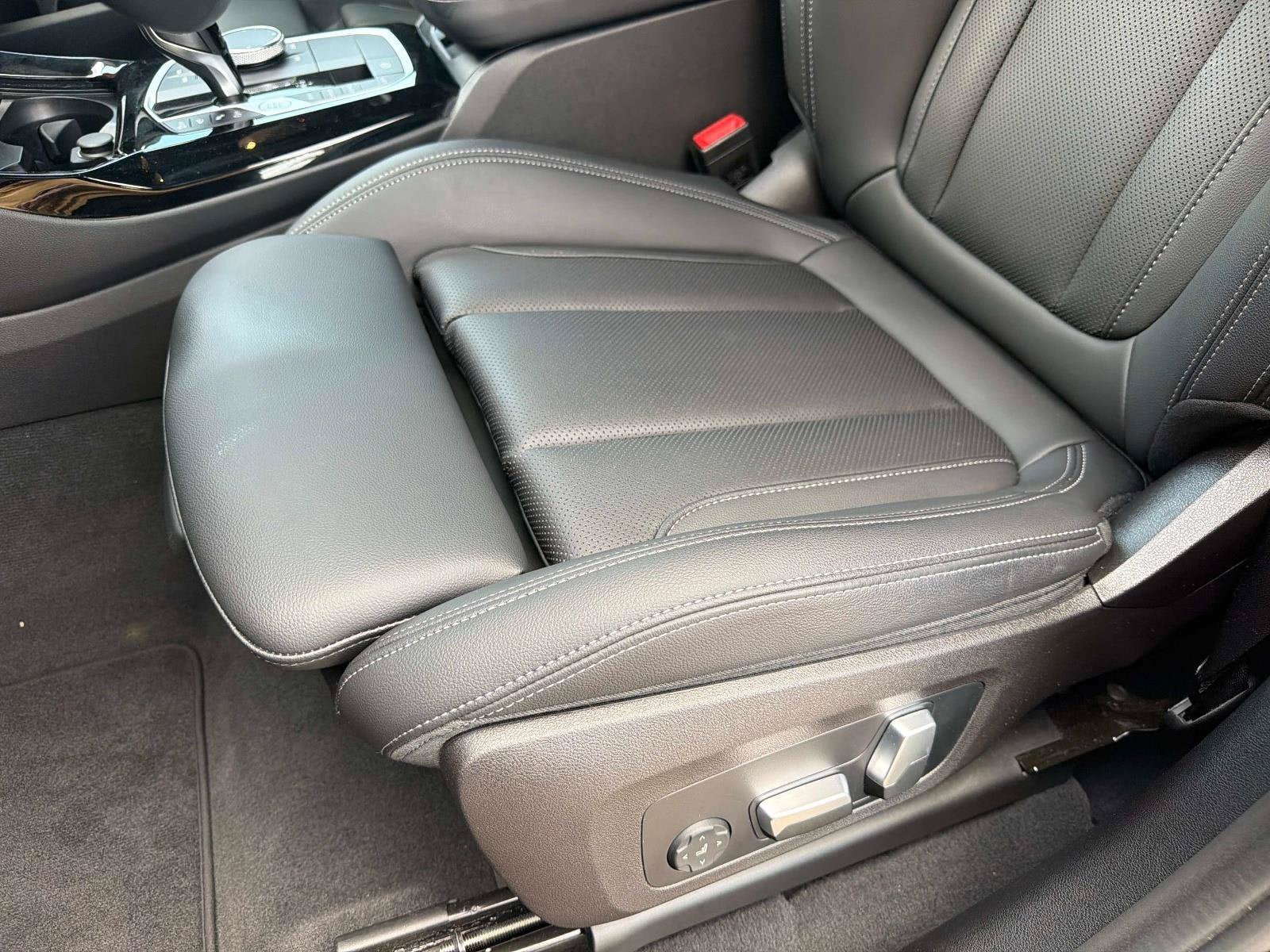Used 2023 BMW X3 sDrive30i w/ Premium Package RWD image 19