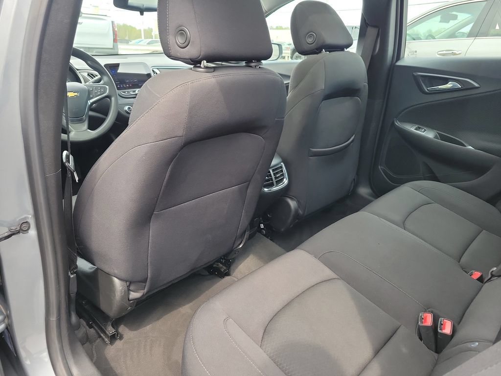 Used 2024 Chevrolet Malibu LT FWD image 15