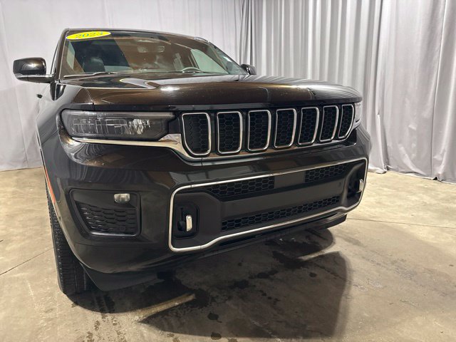 Used 2023 Jeep Grand Cherokee Overland AWD/4WD image 13
