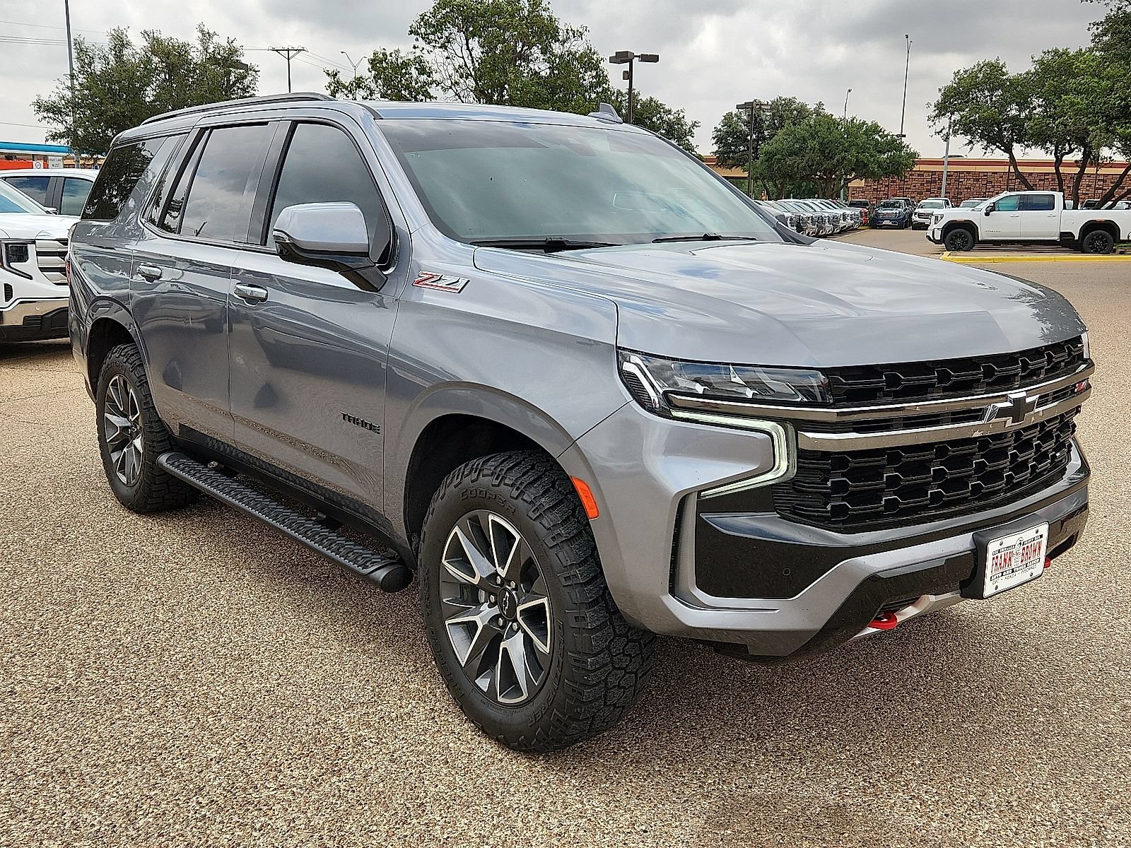 Used 2022 Chevrolet Tahoe Z71 w/ Luxury Package AWD/4WD image 7