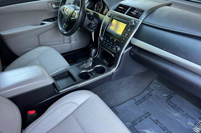 Certified 2017 Toyota Camry SE FWD image 15