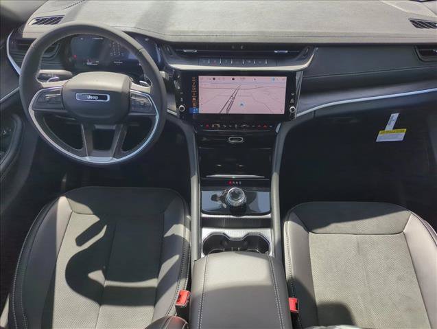 New 2026 Jeep Grand Cherokee L 2WD image 12