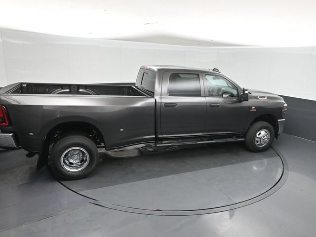 New 2026 RAM 3500 Tradesman AWD/4WD image 30