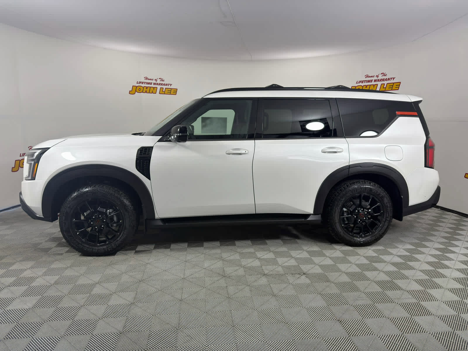 New 2026 Nissan Armada PRO-4X image 2