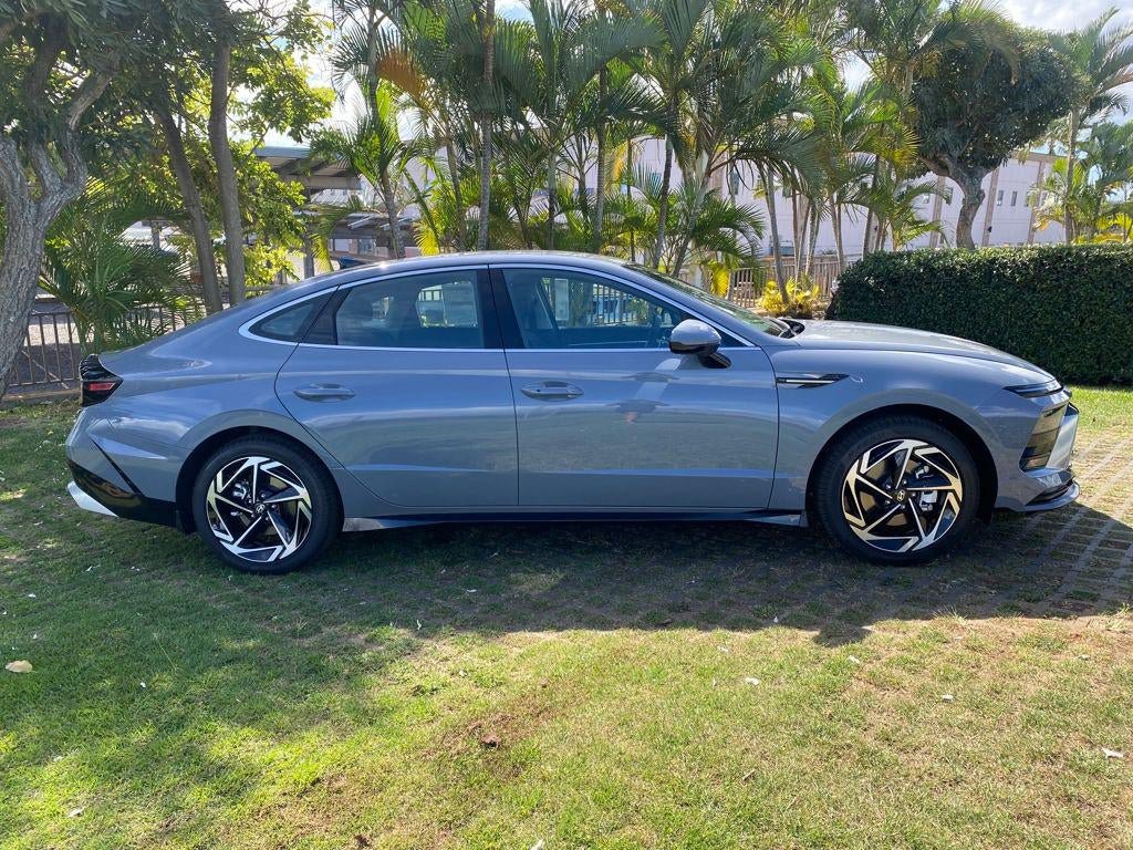 New 2026 Hyundai Sonata SEL FWD image 8