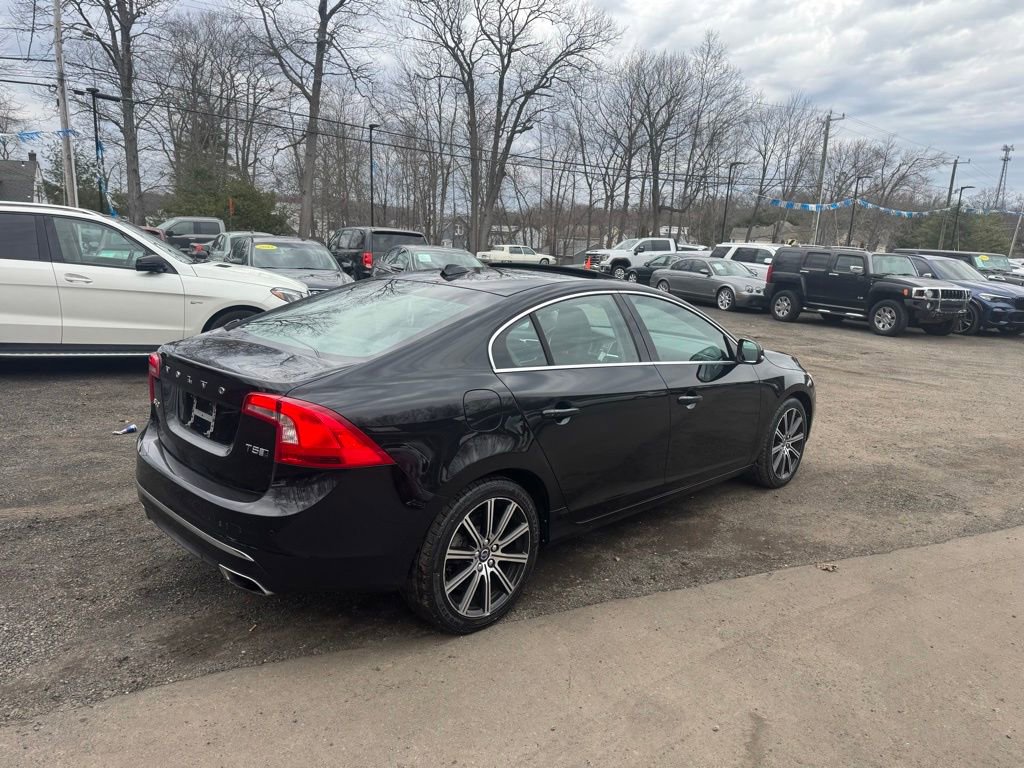 Used 2017 Volvo S60 T5 Inscription w/ Convenience Package image 7