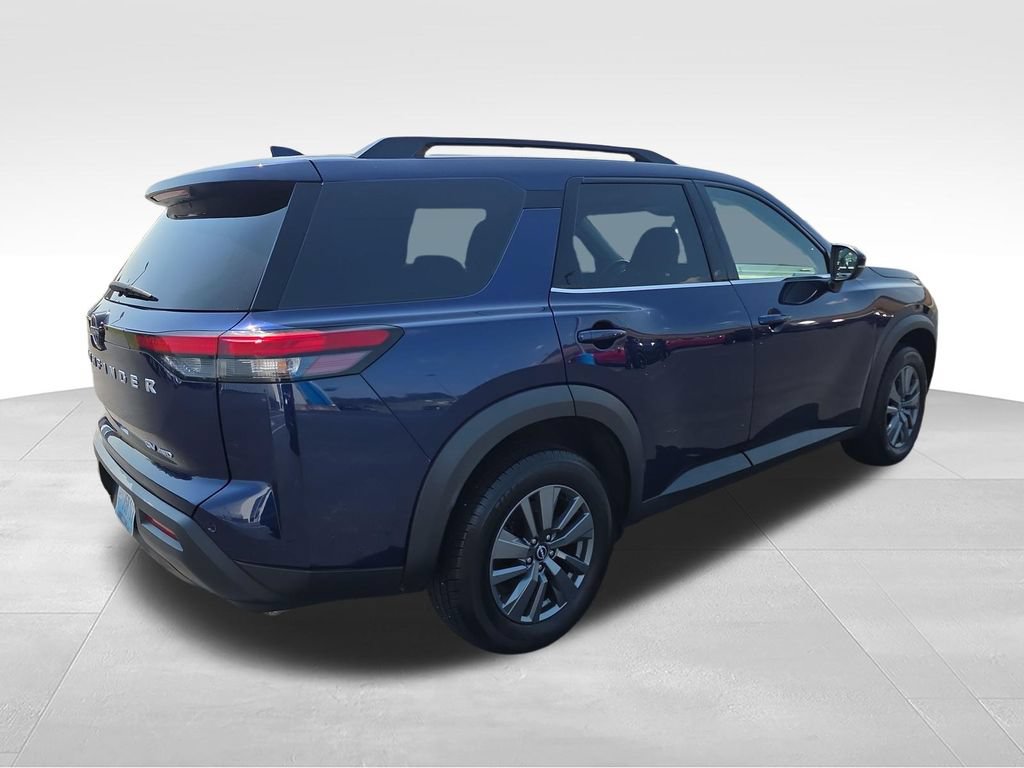 Used 2024 Nissan Pathfinder SV AWD/4WD image 6