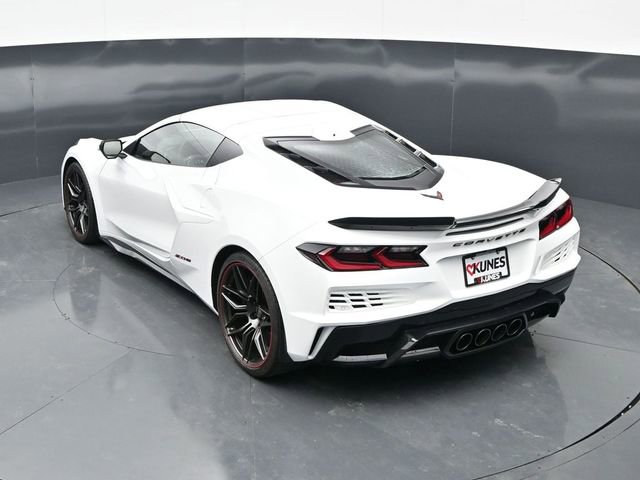 Used 2024 Chevrolet Corvette Z06 w/ Stealth Interior Trim Package RWD image 18