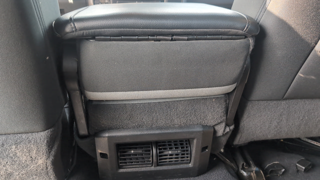 Used 2021 RAM 1500 Classic SLT AWD/4WD image 23