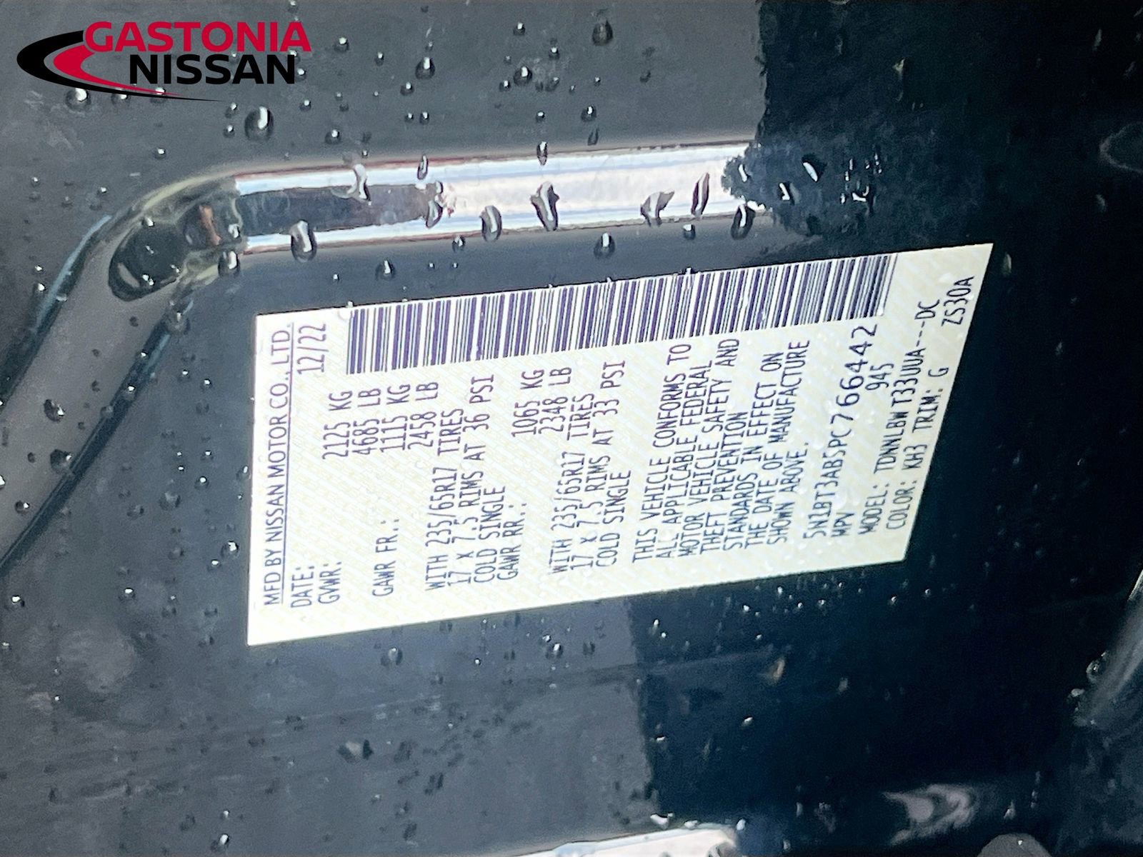 Used 2023 Nissan Rogue S image 40