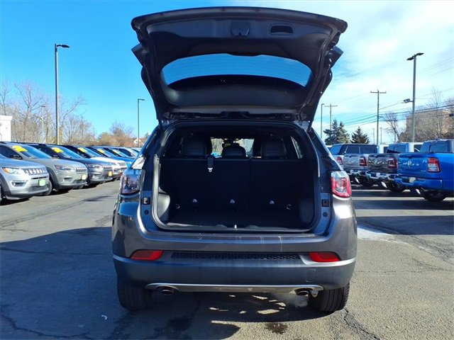 Certified 2023 Jeep Compass Limited image 12