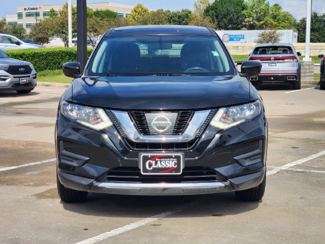 Used 2017 Nissan Rogue S FWD image 2