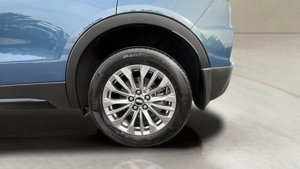 Certified 2024 Cadillac XT4 Premium Luxury image 18