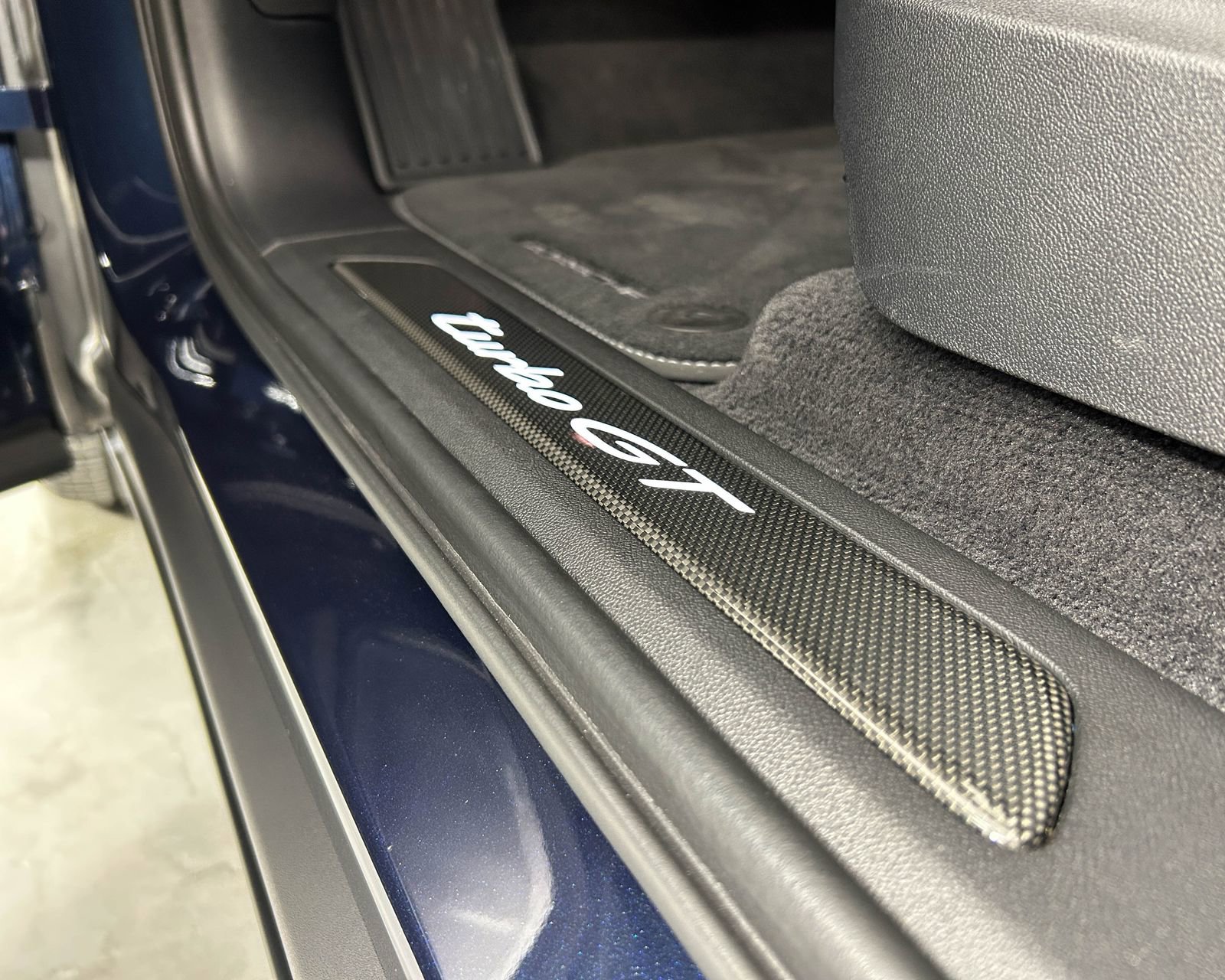 Used 2024 Porsche Cayenne Turbo GT image 15