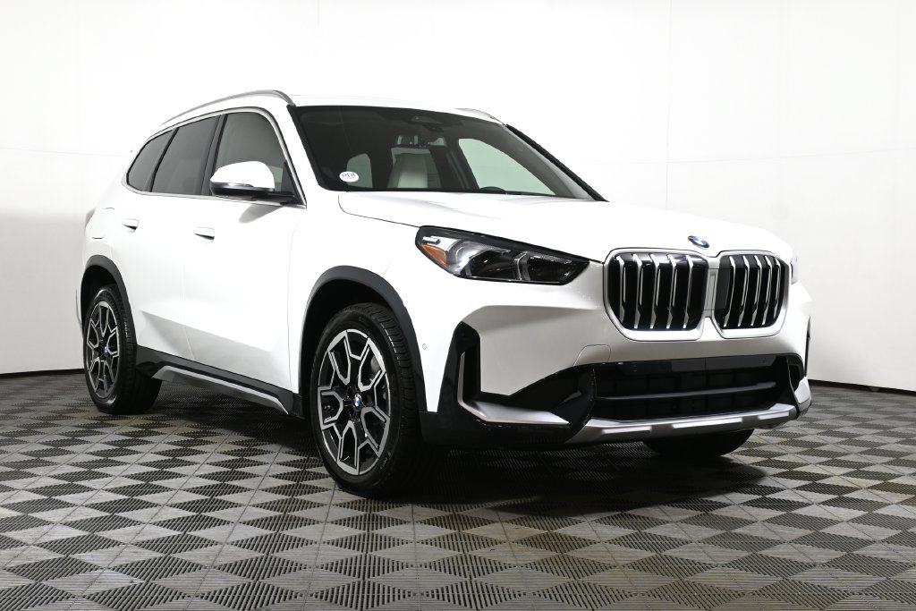 New 2027 BMW X1 xDrive28i AWD/4WD image 9