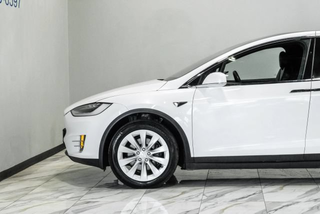Used 2020 Tesla Model X Long Range AWD/4WD image 16