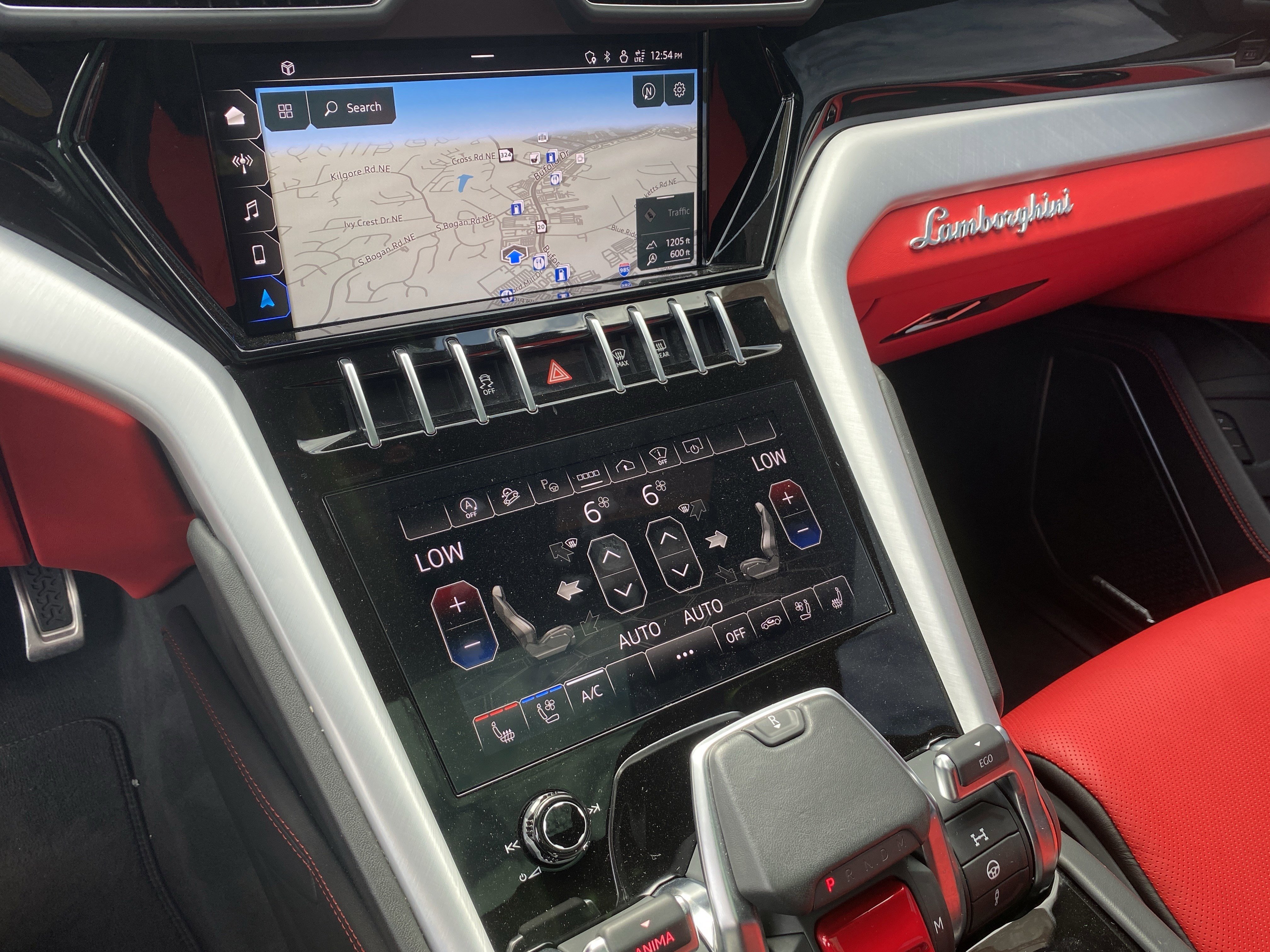 Used 2022 Lamborghini Urus image 23