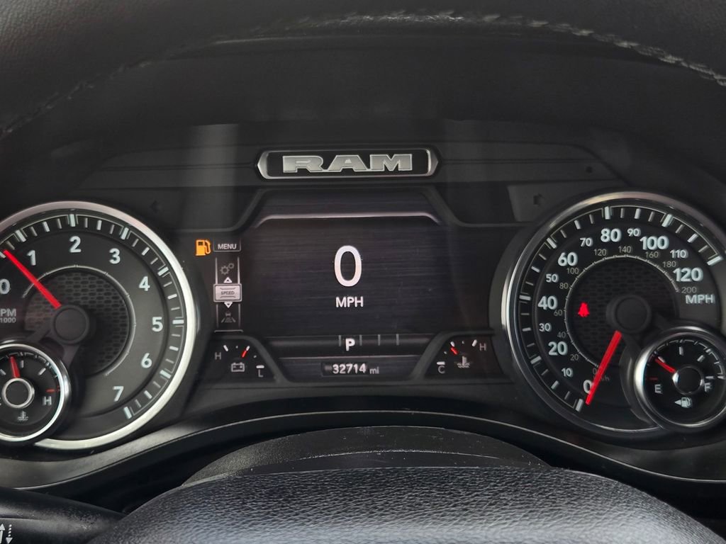 Used 2025 RAM 1500 Laramie image 24