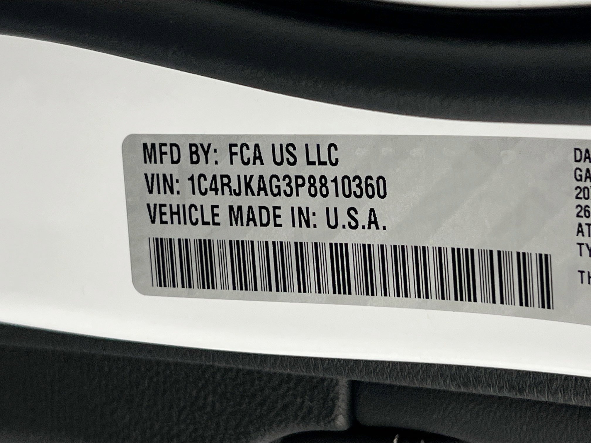 Used 2023 Jeep Grand Cherokee L Laredo image 32