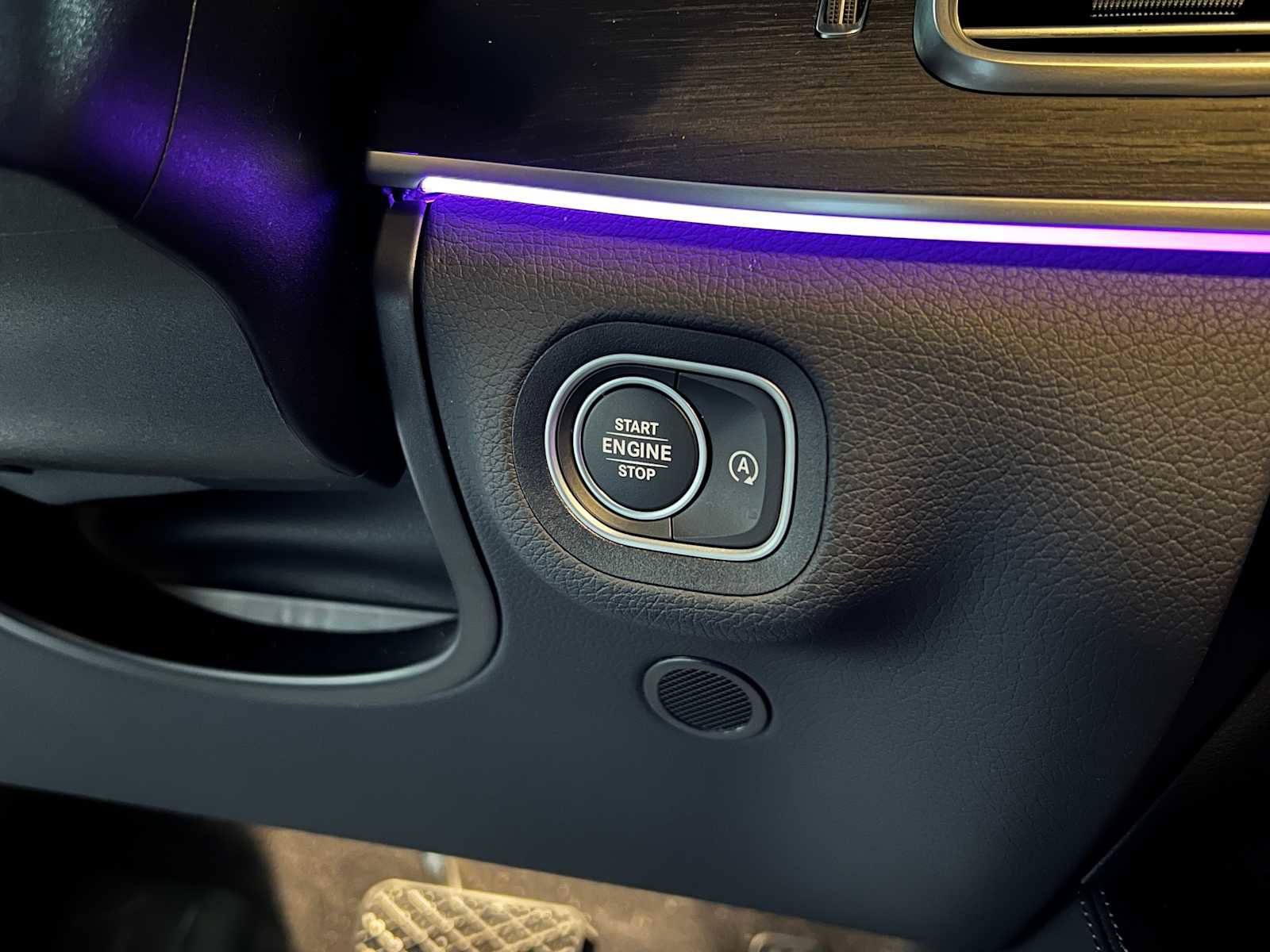 Used 2025 Mercedes-Benz GLE 350 4MATIC image 32