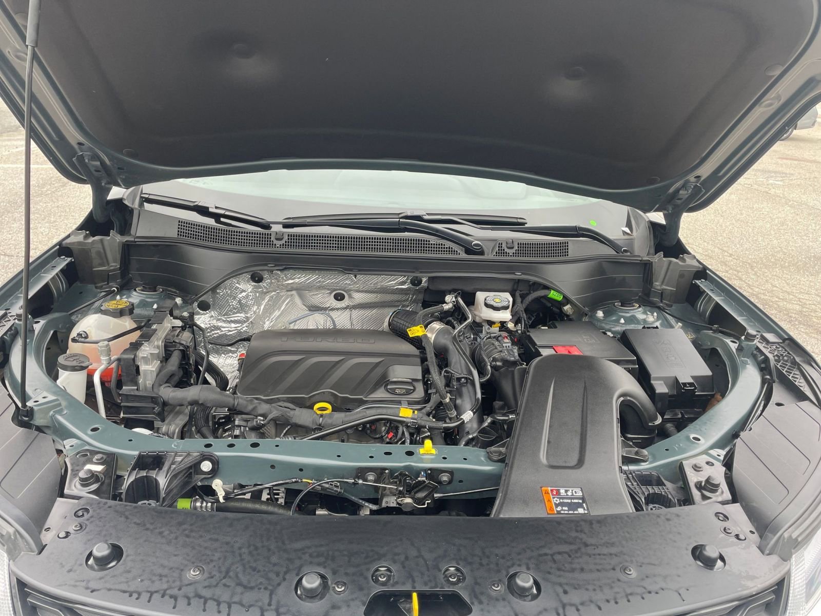 Used 2025 Chevrolet Trax LT w/ LT Convenience Package image 30