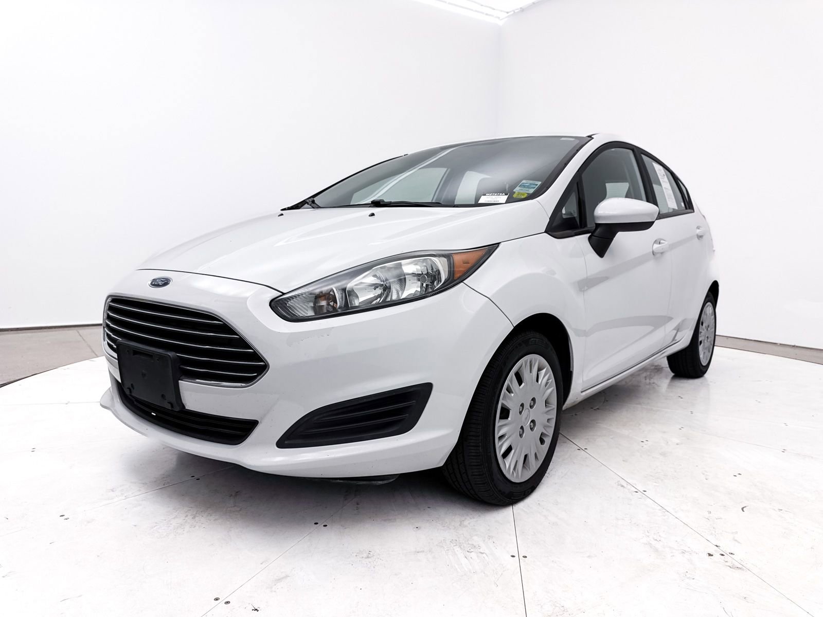 Used 2017 Ford Fiesta S image 9
