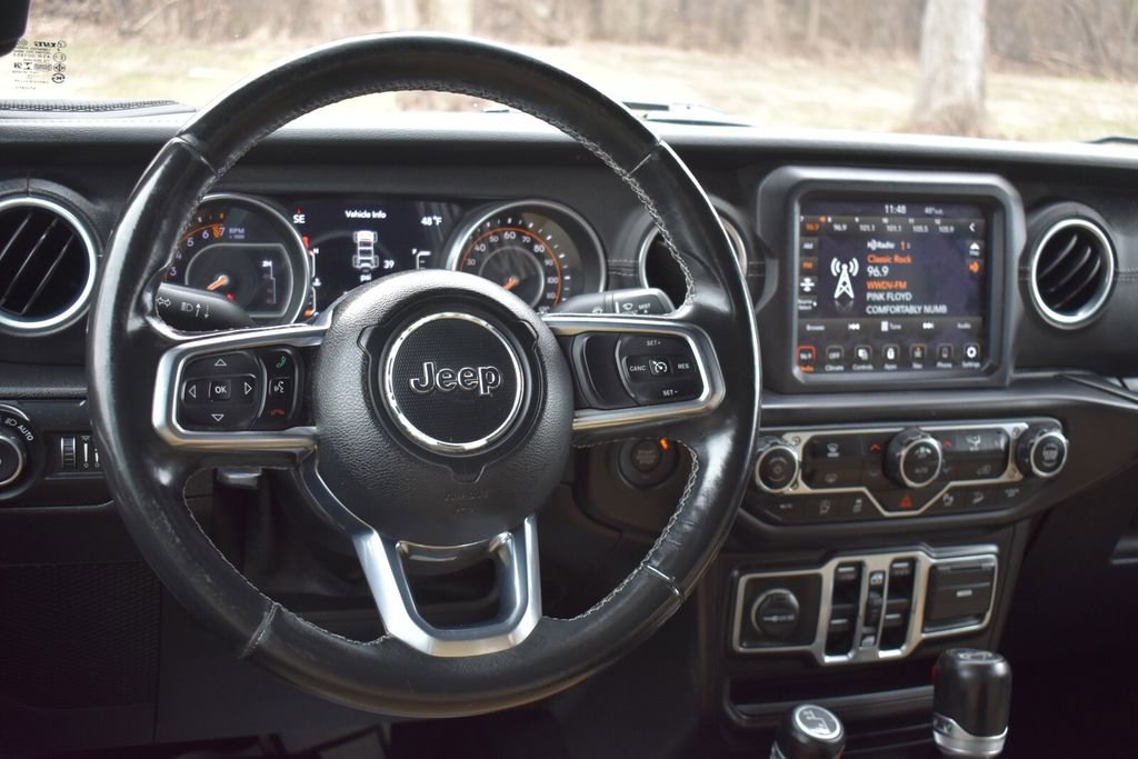 Used 2018 Jeep Wrangler Unlimited Sahara image 24