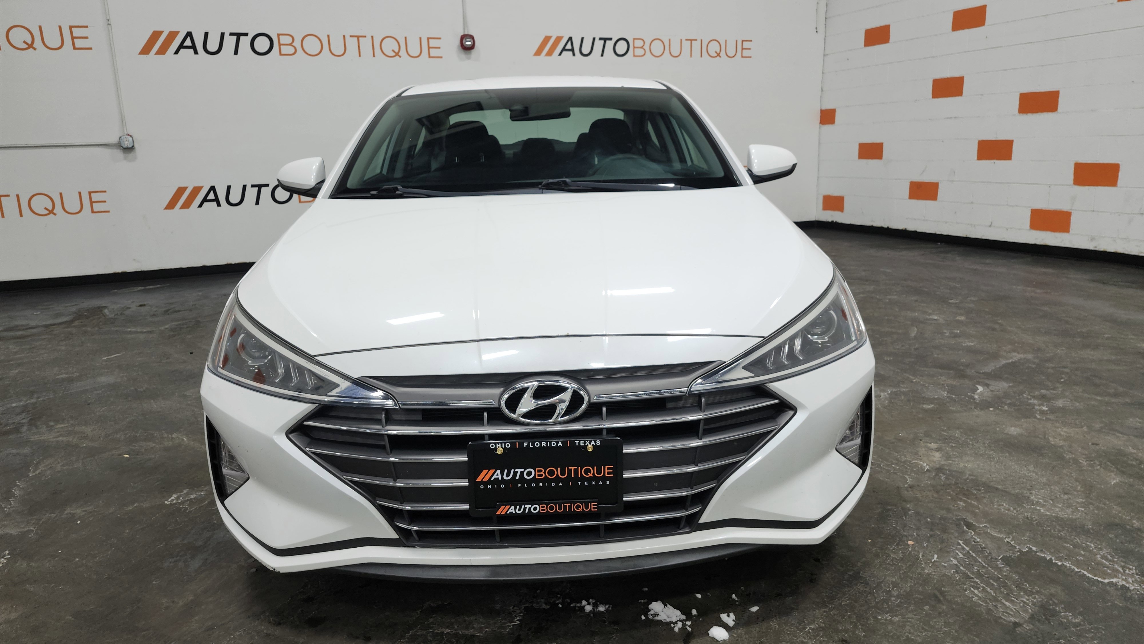 Used 2020 Hyundai Elantra SE w/ Cargo Package (C1) image 10