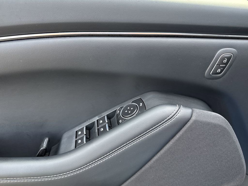 Used 2022 Ford Mustang Mach-E Select AWD/4WD image 15