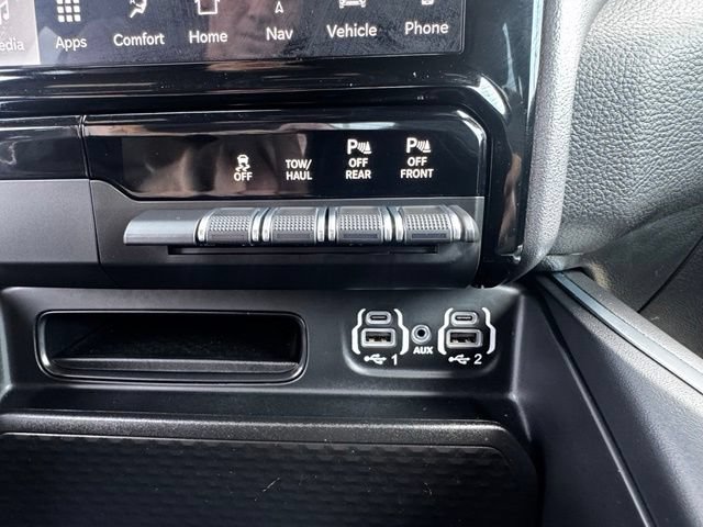 Used 2024 RAM 1500 Big Horn AWD/4WD image 18