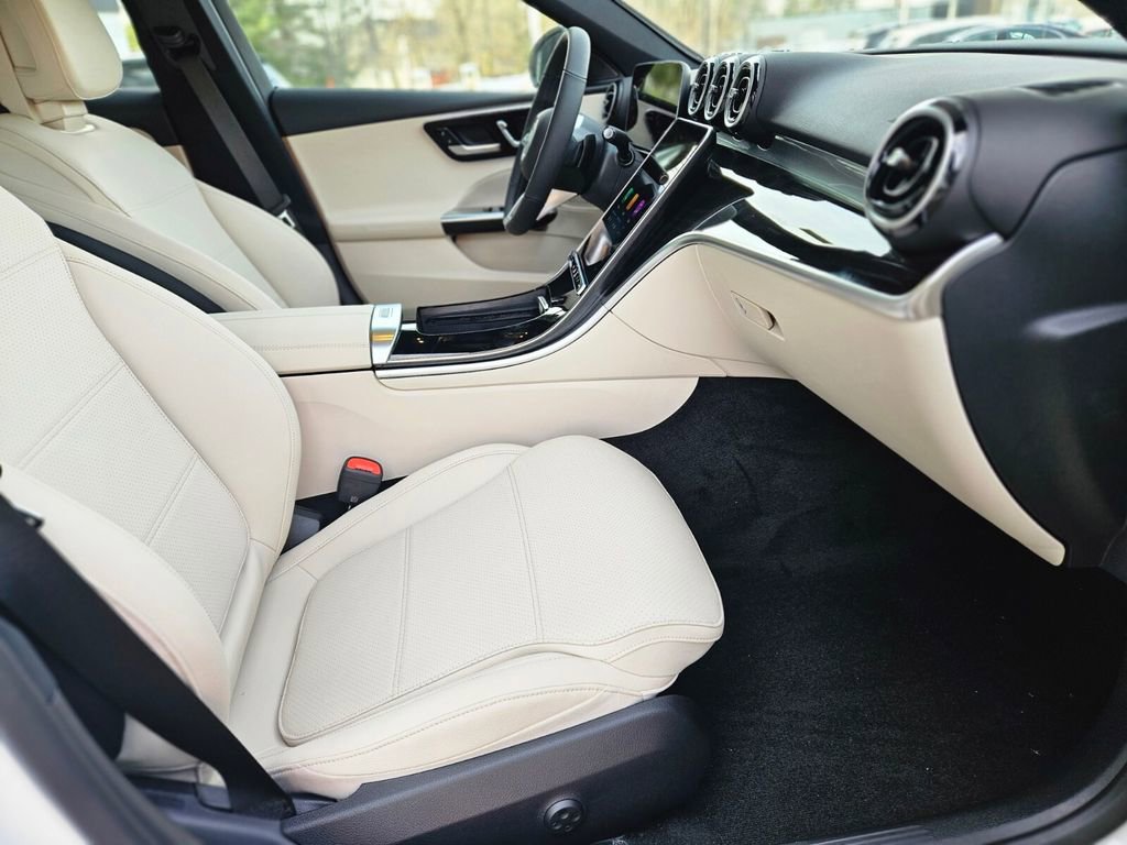 New 2026 Mercedes-Benz C 300 4MATIC Sedan image 11