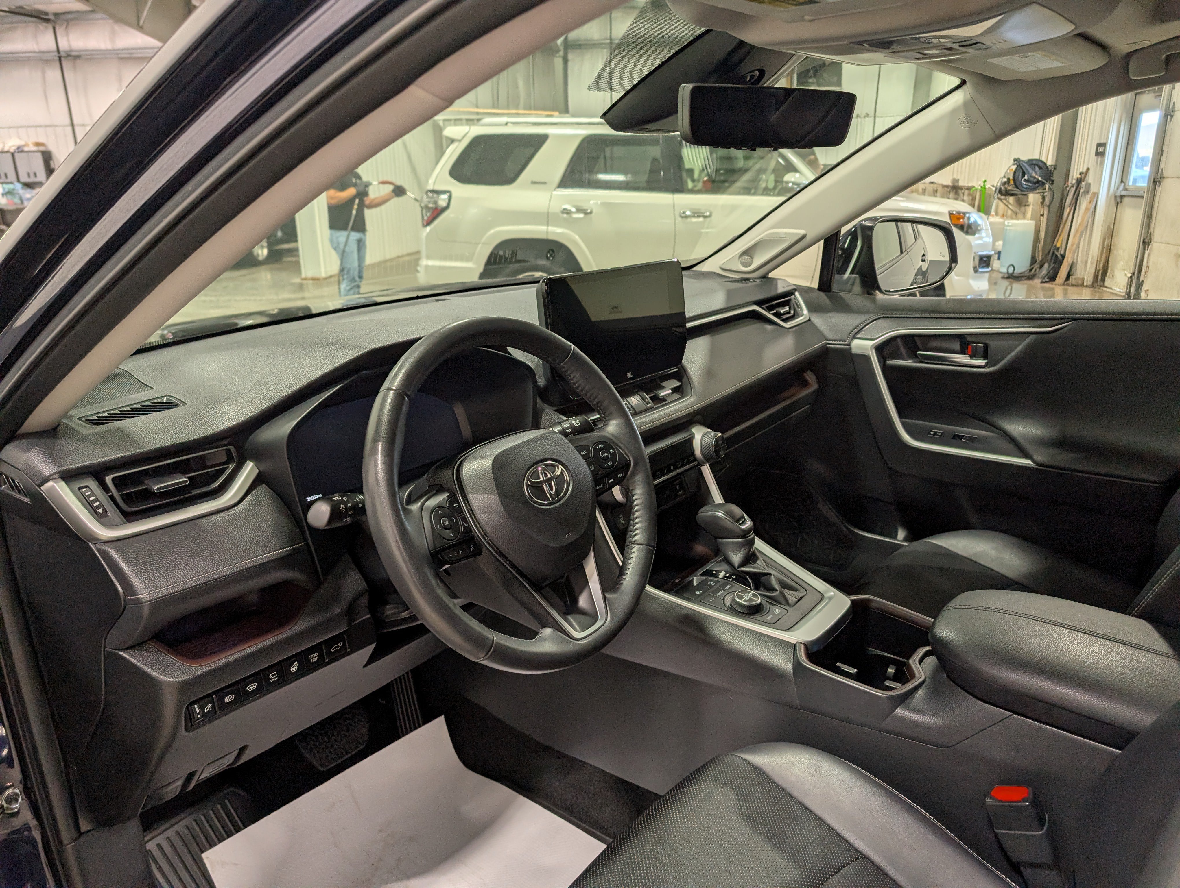 Used 2023 Toyota RAV4 Limited AWD/4WD image 13