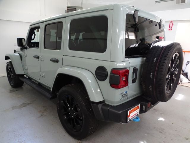 Certified 2023 Jeep Wrangler Unlimited Sahara w/ Cold Weather Group AWD/4WD image 19