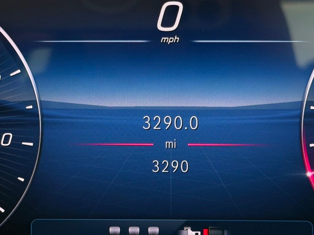 Used 2025 Mercedes-Benz C 300 Sedan image 15