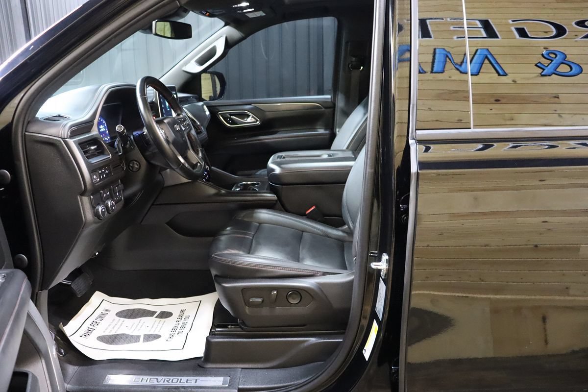 Used 2023 Chevrolet Tahoe RST w/ Luxury Package RWD image 37