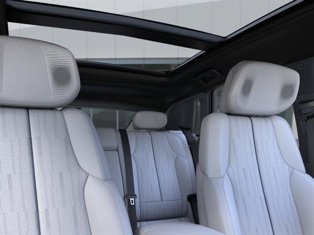 New 2025 Cadillac Lyriq Sport RWD image 24