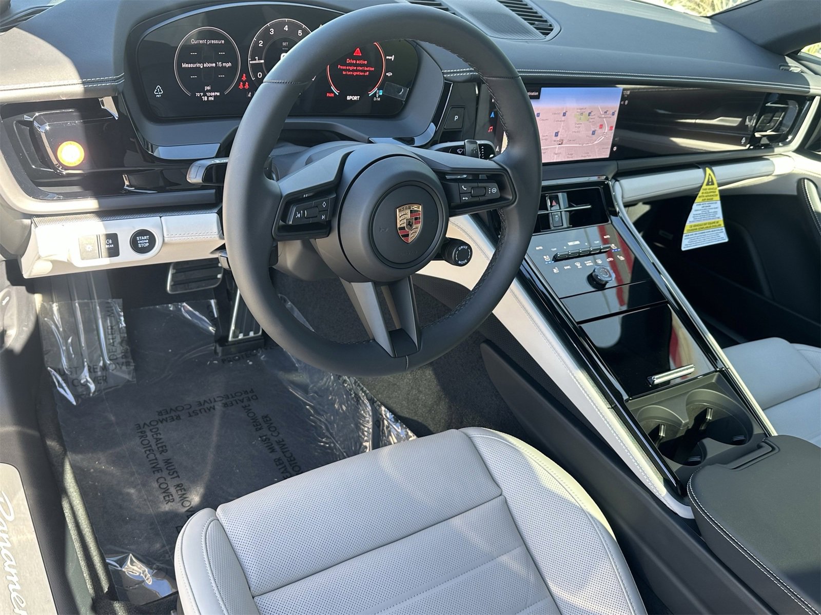 New 2026 Porsche Panamera 4 image 4