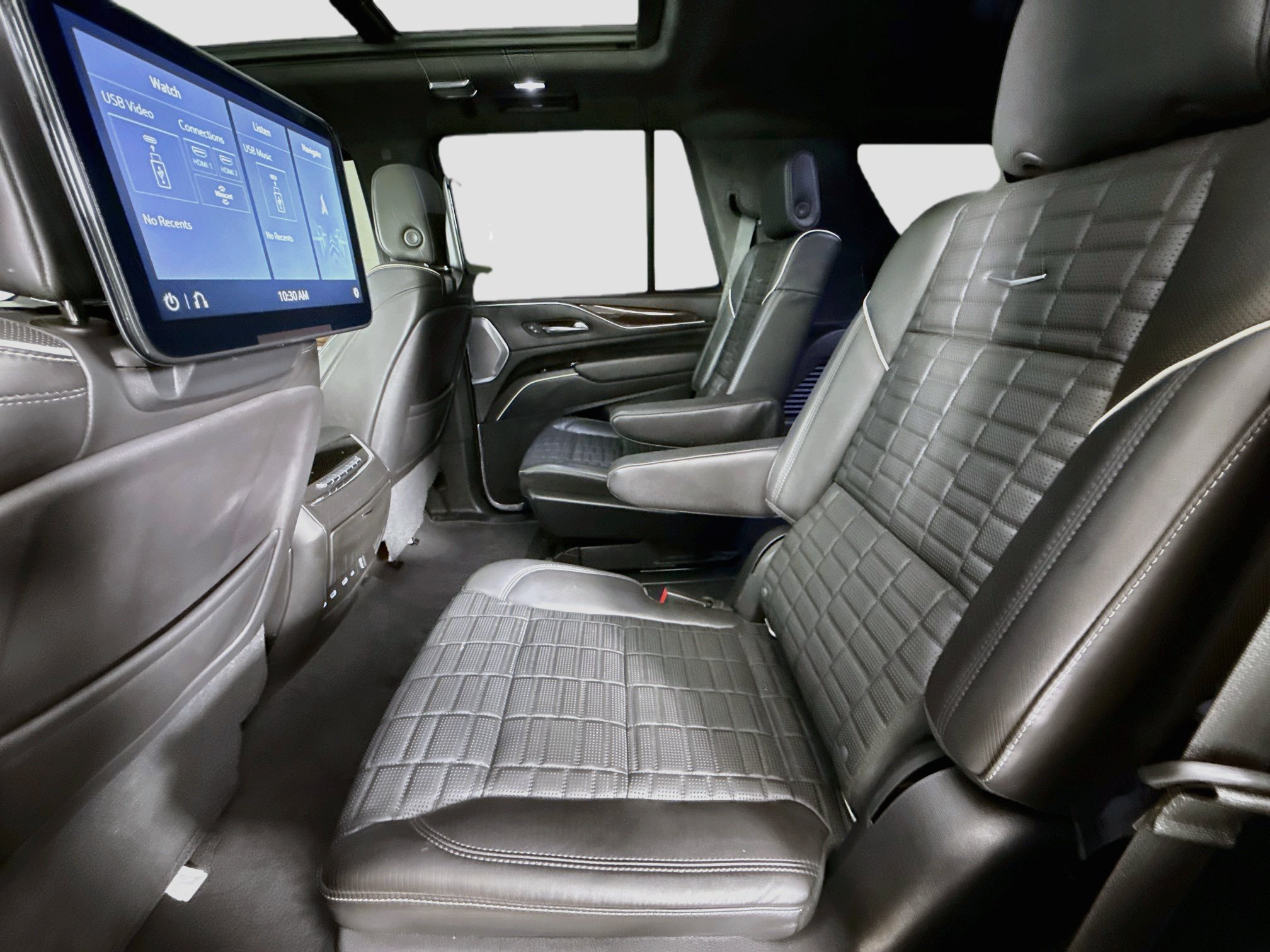 Used 2021 Cadillac Escalade Sport Platinum AWD/4WD image 27