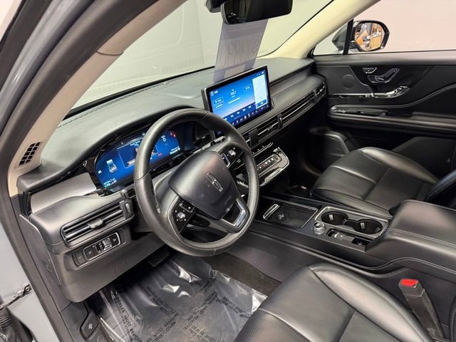 Used 2023 Lincoln Corsair AWD w/ Equipment Group 101A image 17